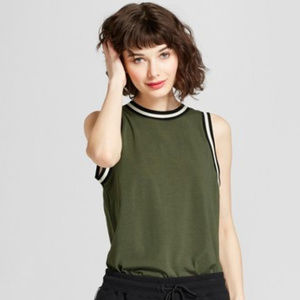 Hunter Women's Contrast Trim Knit Tank IN OLIVE